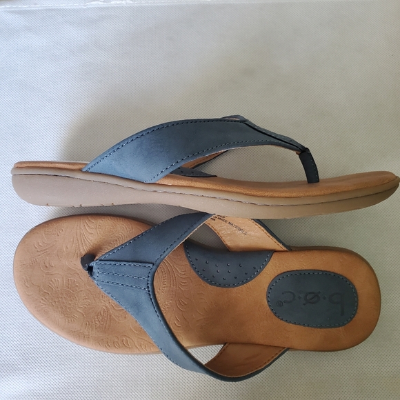 Sandals - Picture 2 of 5